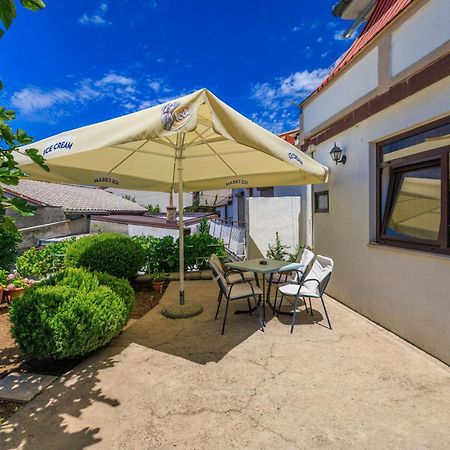Apartments Klara セニ エクステリア 写真
